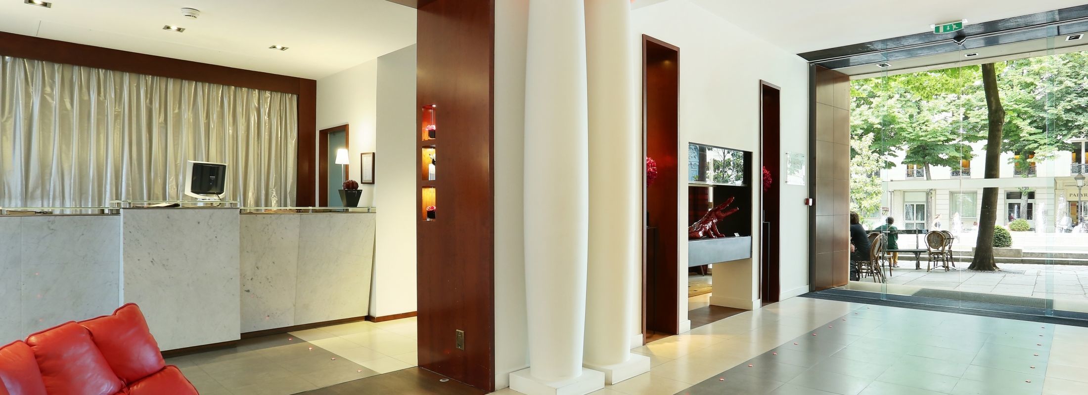 Select Hotel