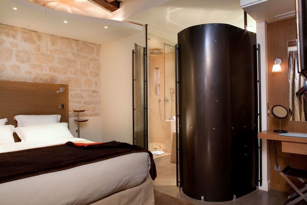 Select Hotel