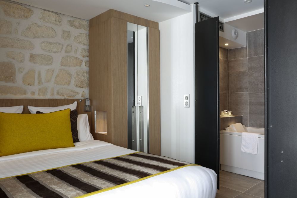 Select Hotel