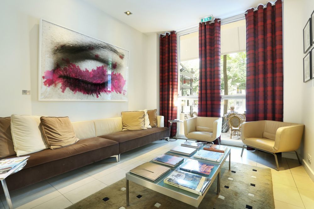 Select Hotel